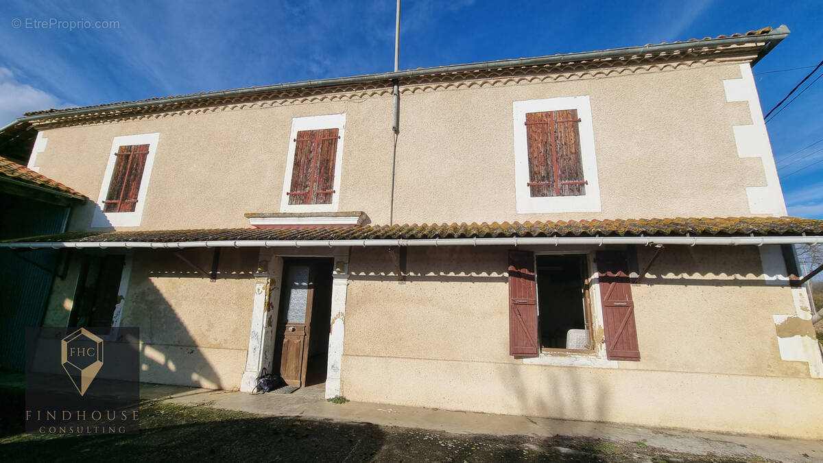 Maison à MONTBERNARD