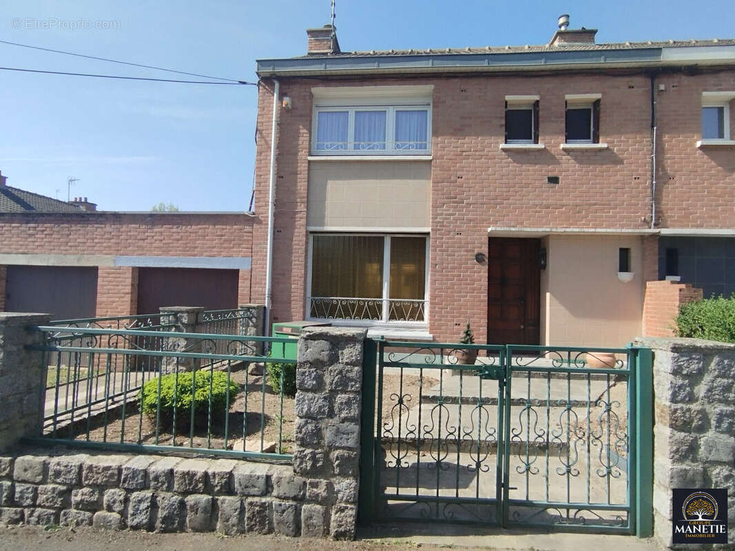 Maison à ACHICOURT