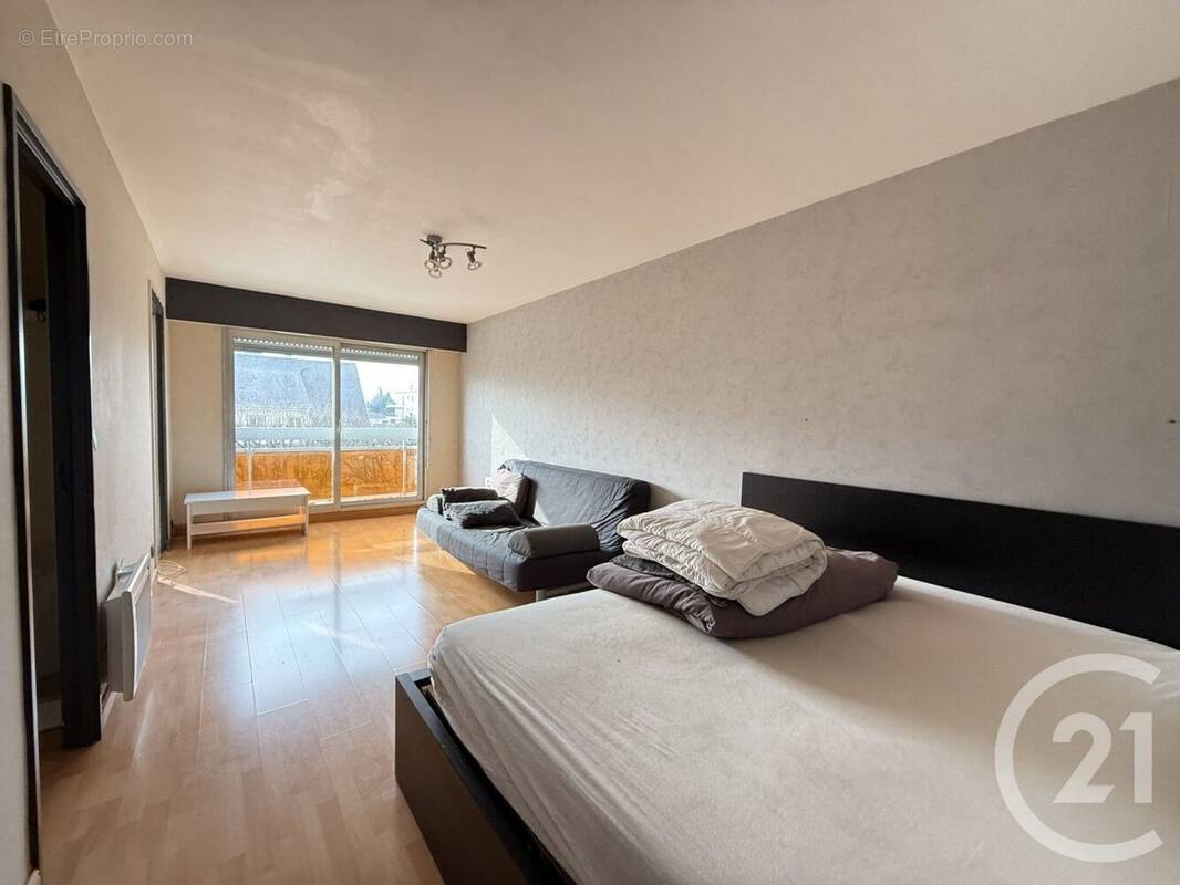 Appartement à SAINT-MAUR-DES-FOSSES