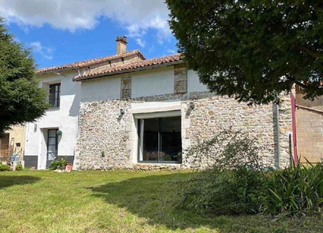 Maison à CIVRAY
