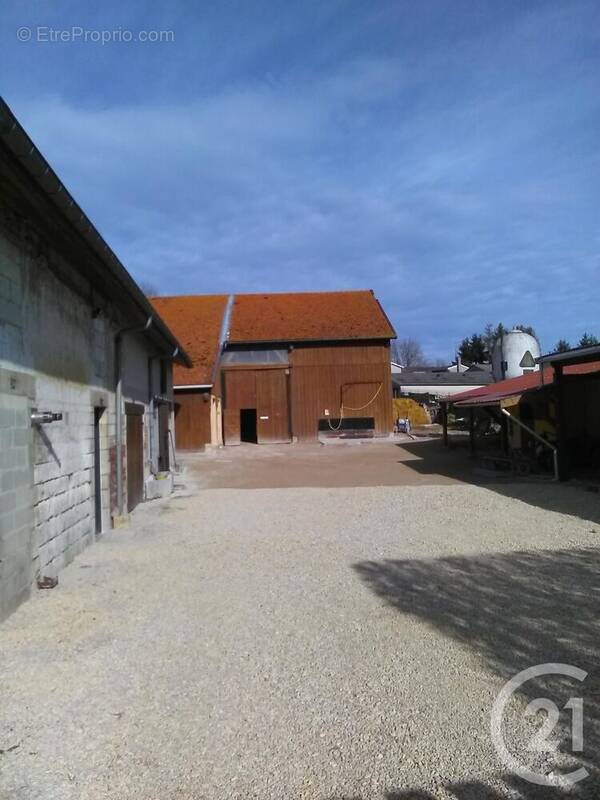 Maison à COURTISOLS