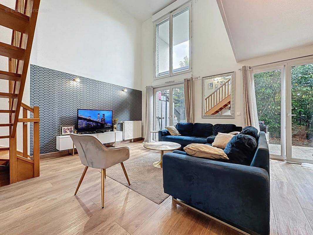 Appartement à STAINS