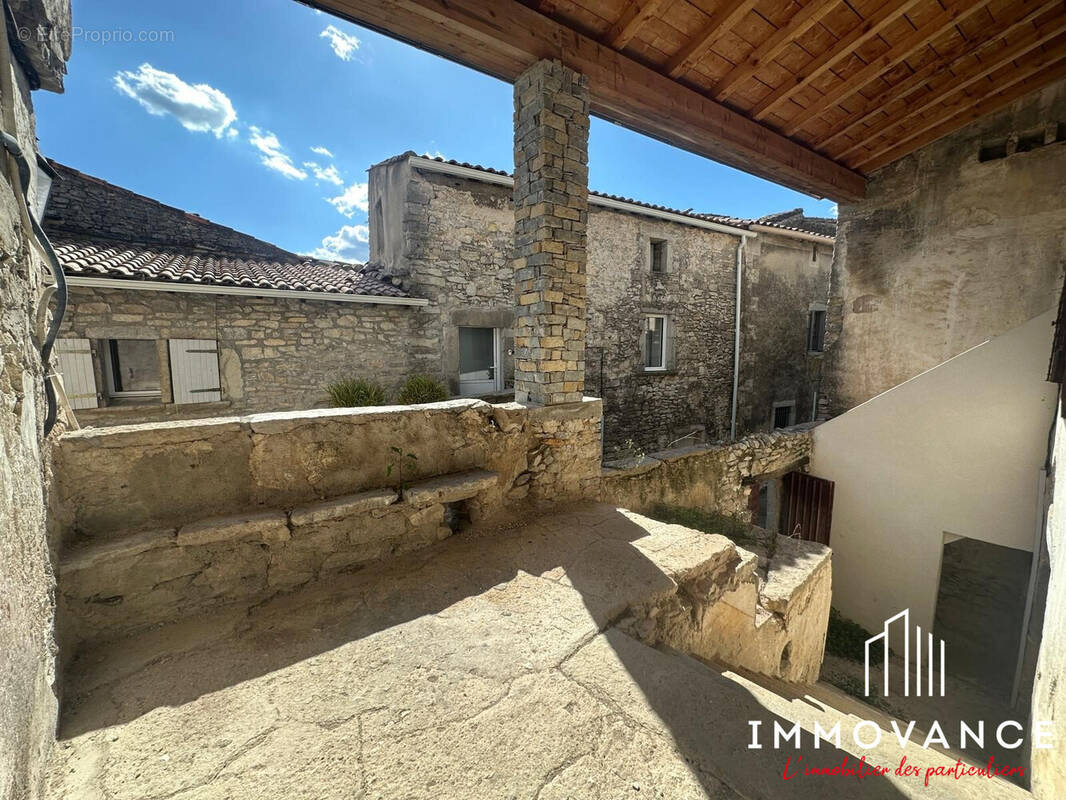 Maison à CLARET
