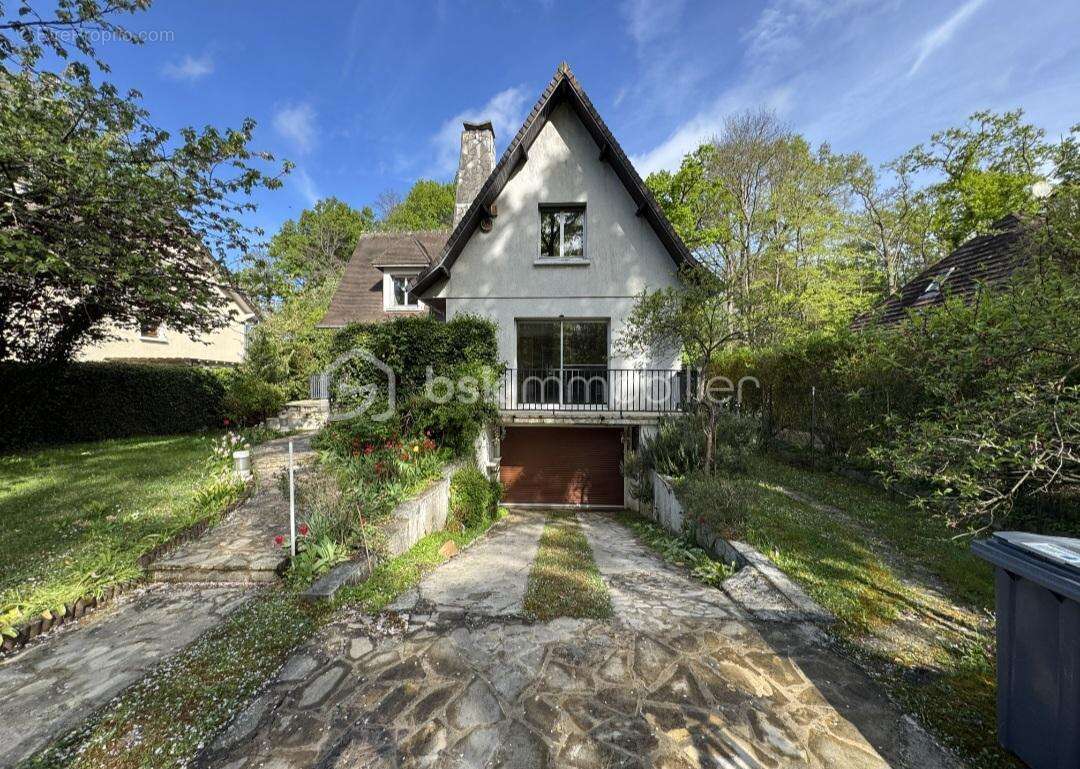 Maison à MONTGERON