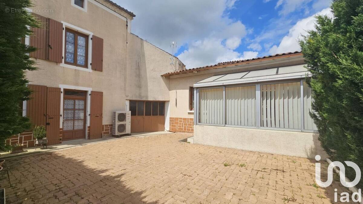 Photo 1 - Maison à VILLEFAGNAN