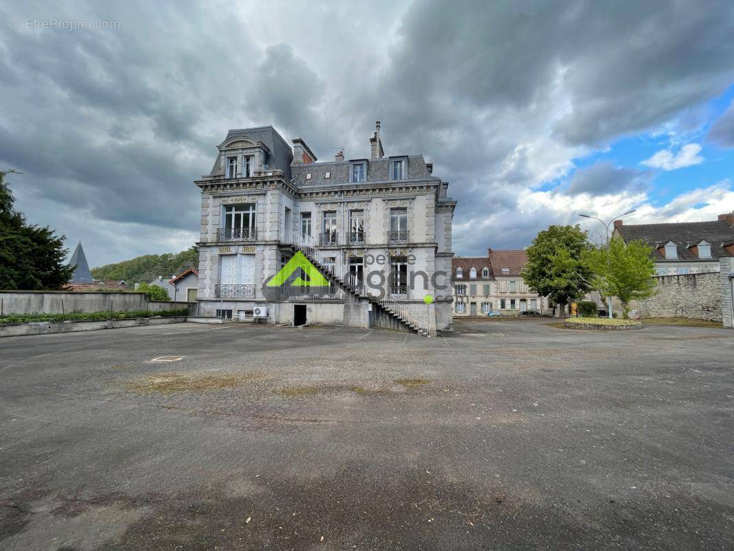Maison à AUBUSSON