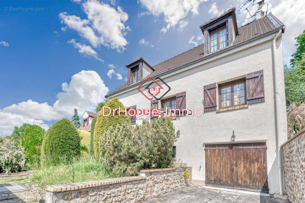 Maison à ESBLY
