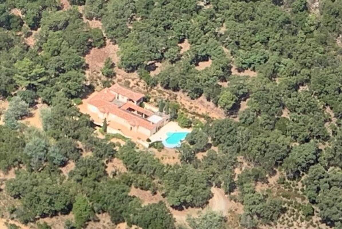 Photo 1 - Maison à LA MOLE
