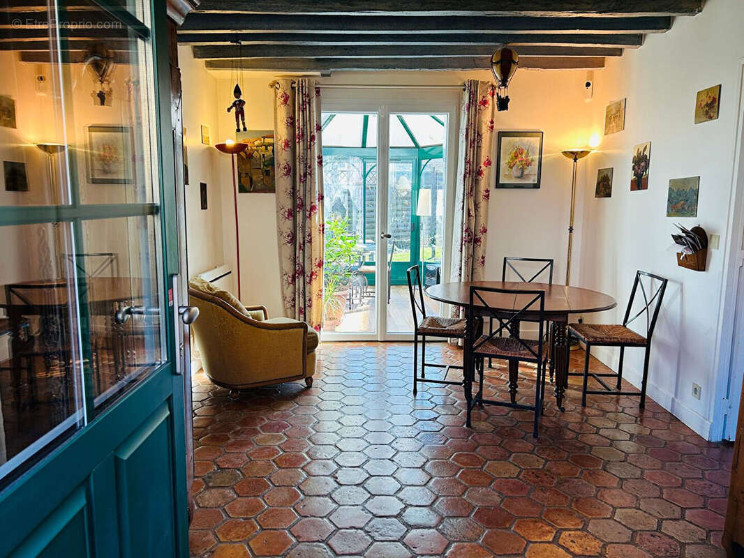 Maison à MAULE