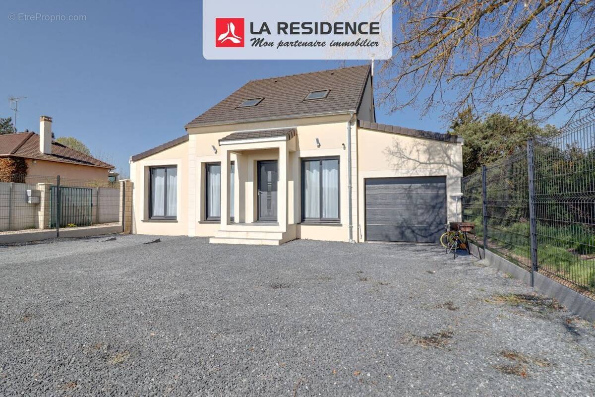 Maison à CROTH