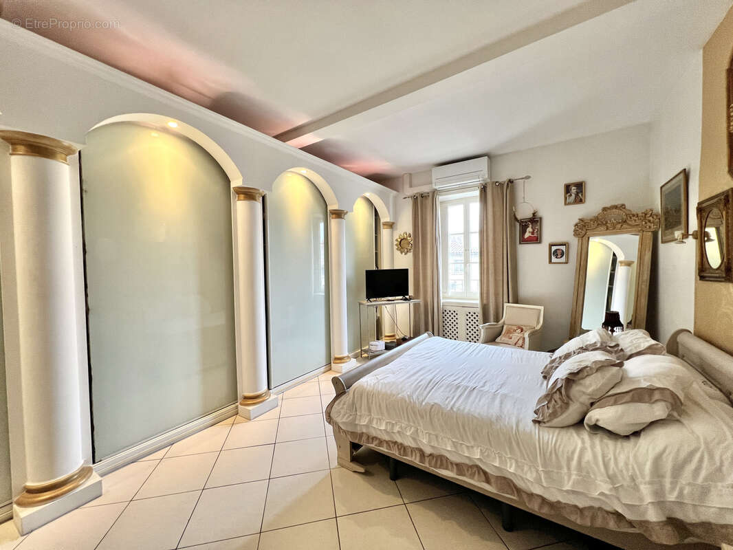 Appartement à CARCASSONNE