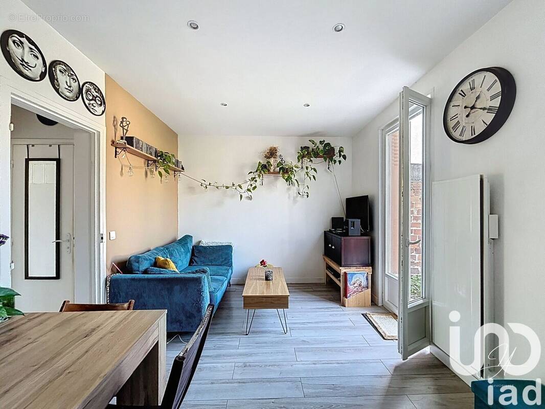 Photo 1 - Appartement à SAINT-MAUR-DES-FOSSES