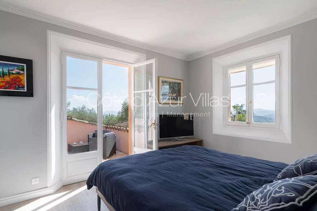Maison à MOUGINS