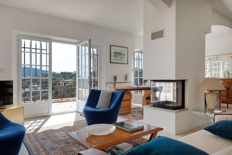 Maison à FREJUS