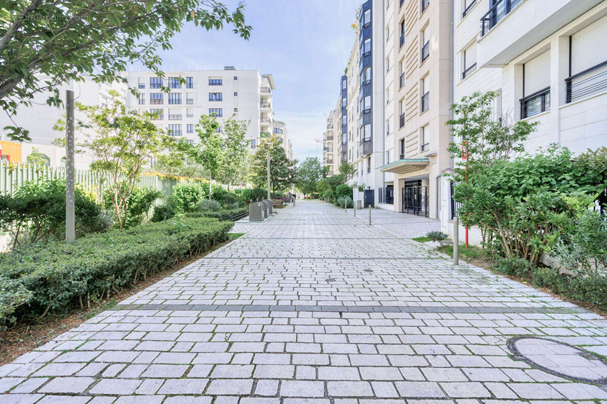 Appartement à SURESNES