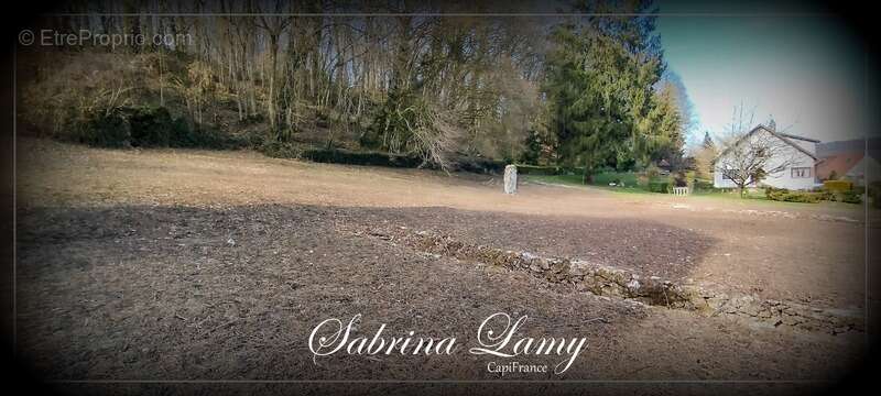 Terrain à ORBAIS-L&#039;ABBAYE