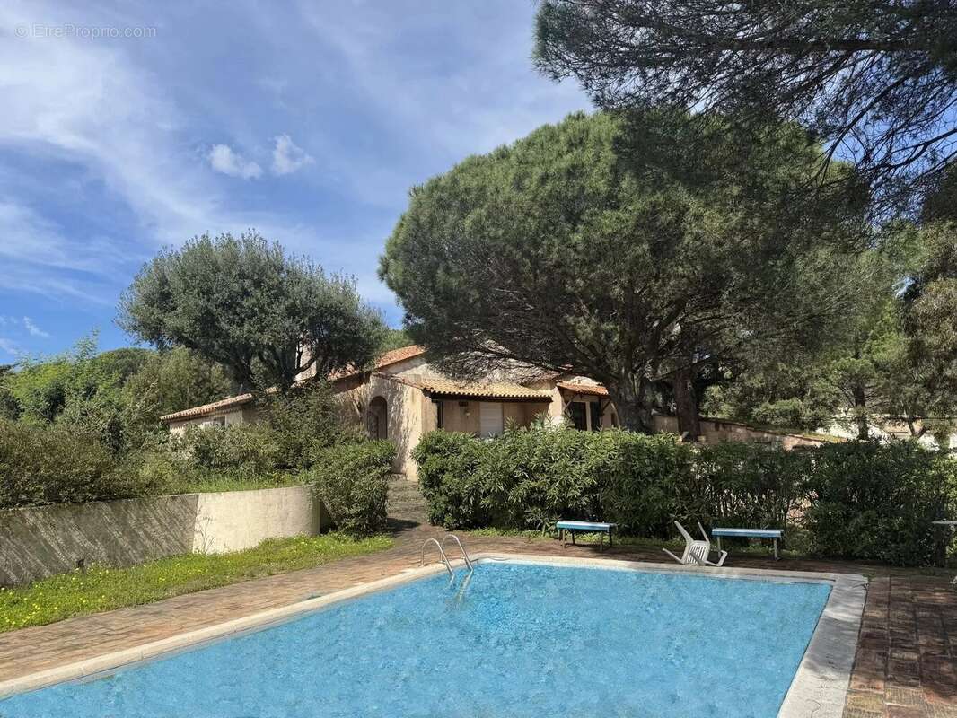Maison à GRIMAUD