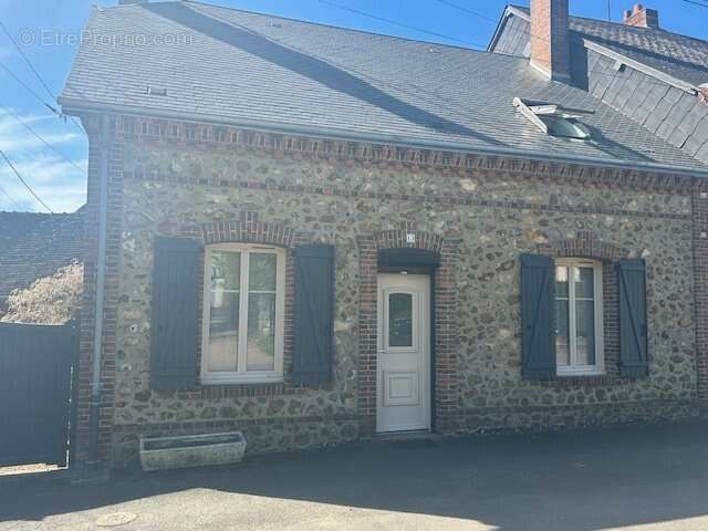 Maison à BROU