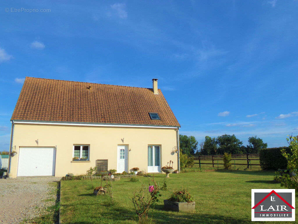 Maison à ECOUCHE