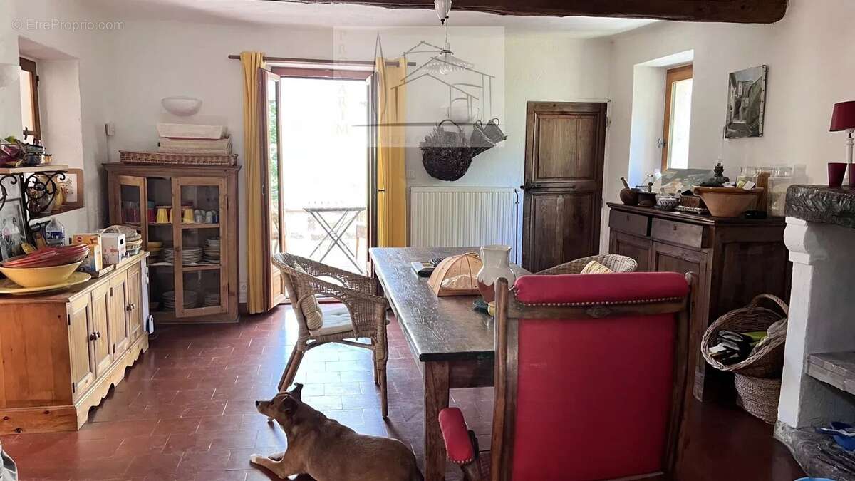 Maison à FAYENCE