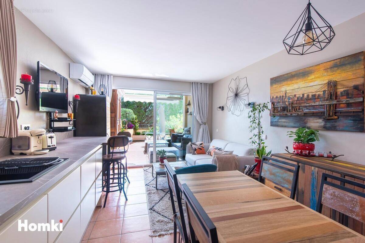Appartement à MALLEMORT