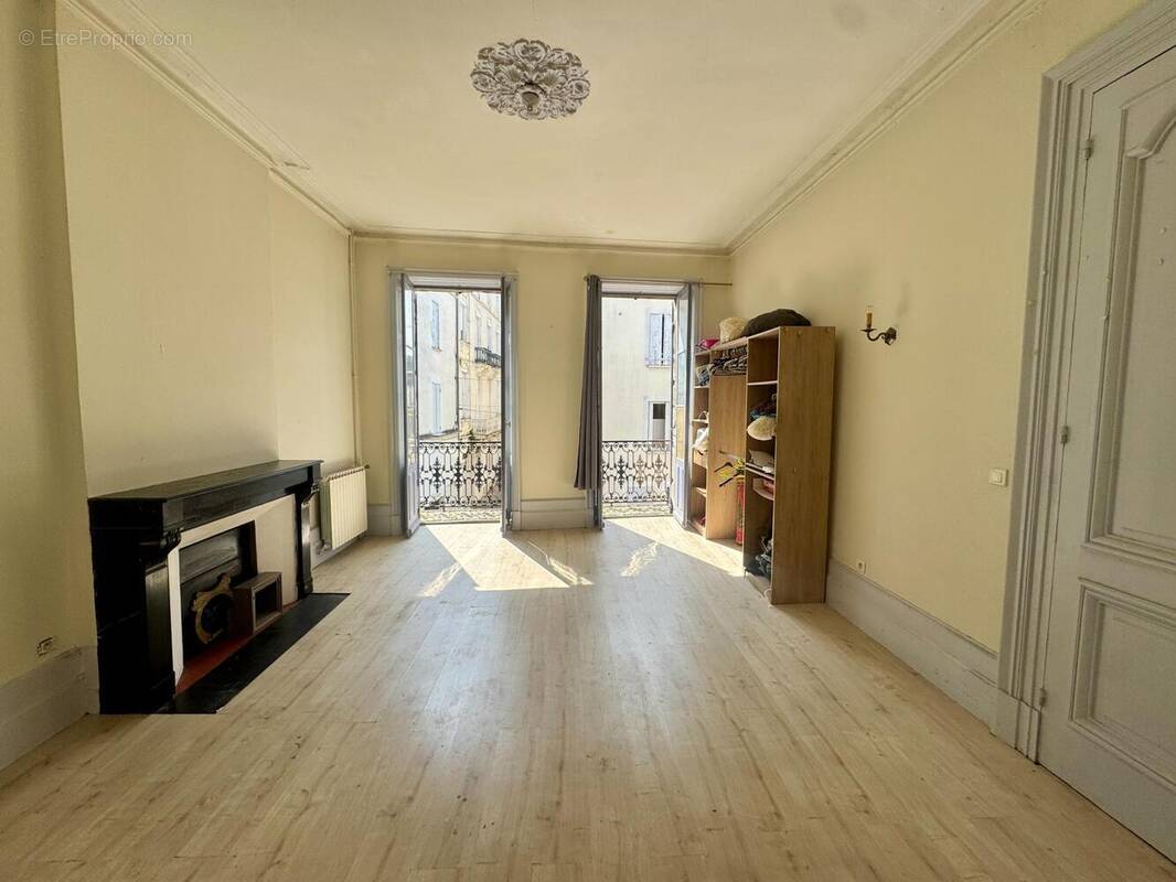 Photo 1 - Appartement à VILLENEUVE-SUR-LOT