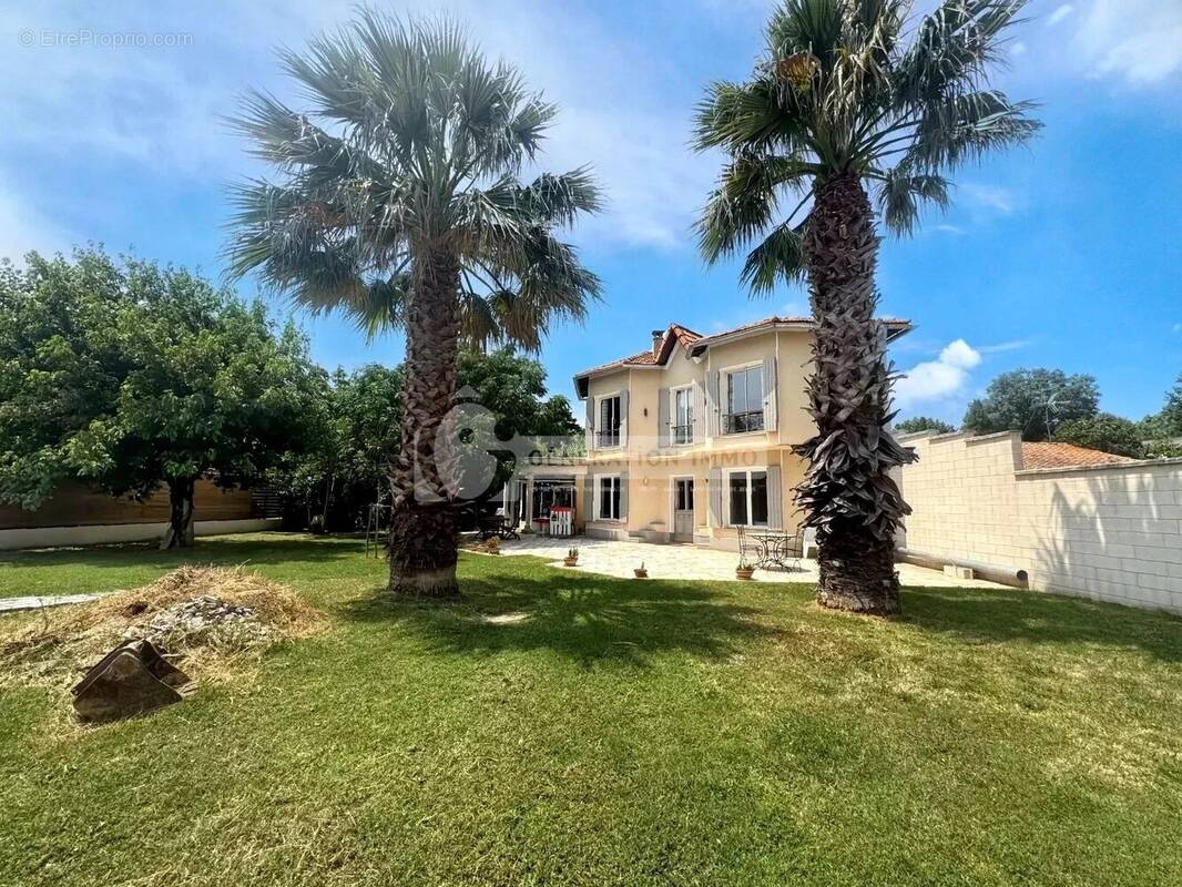 Maison à ARLES