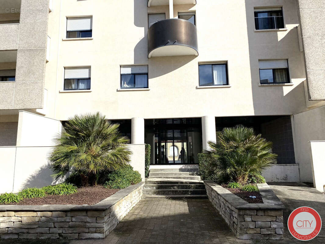 Appartement à BORDEAUX