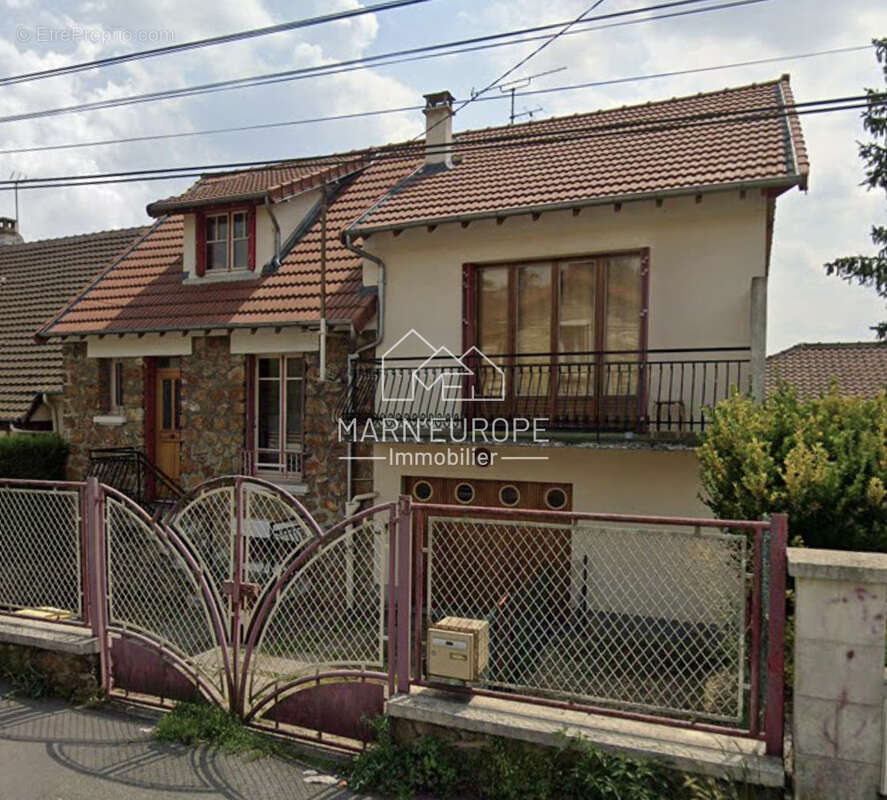 Maison à DAMPMART