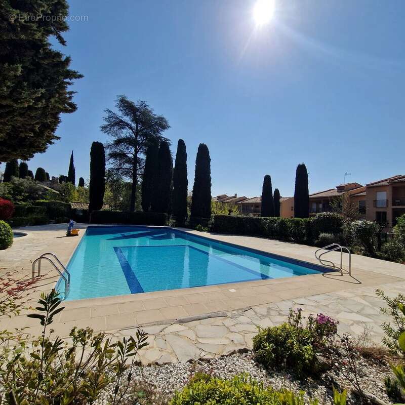 Appartement à VENCE
