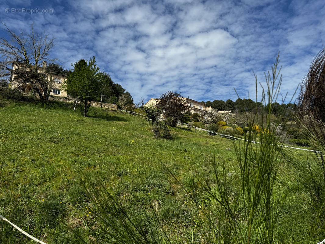 Terrain à VALS-LES-BAINS