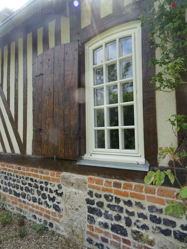 Maison à CORMEILLES