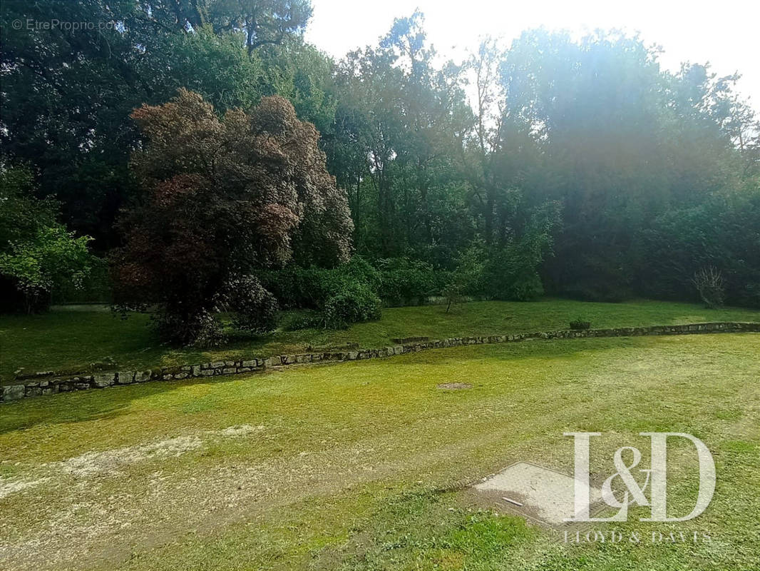 Terrain à POLIGNY
