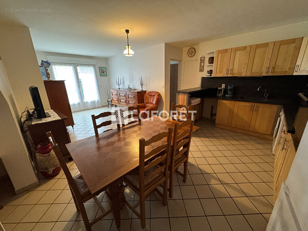 Appartement à LE MESNIL-EN-THELLE