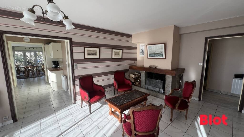 Maison à LIFFRE