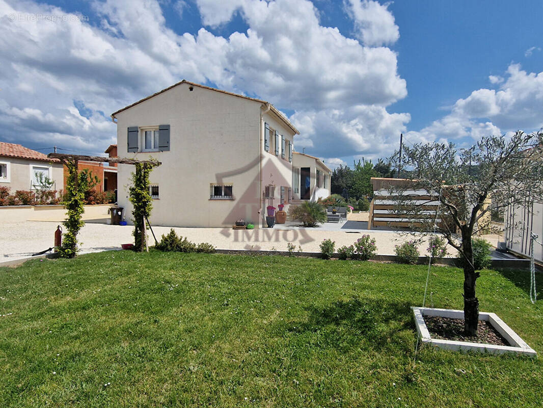 Maison à SAINT-MARTIN-DE-VALGALGUES