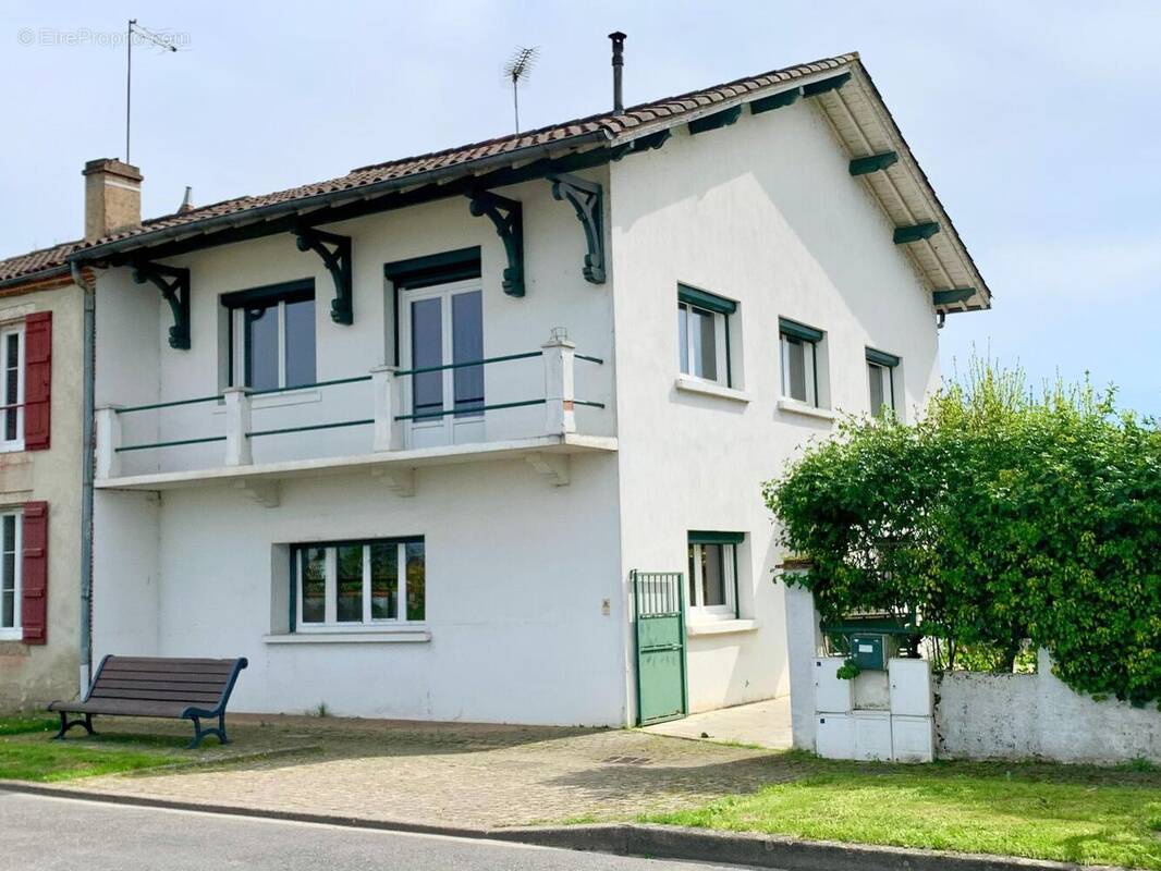 Photo 1 - Maison à VALENCE