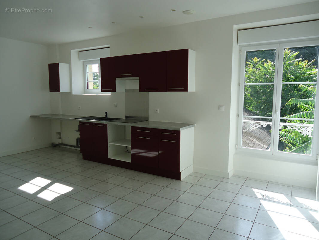 Appartement à POUGUES-LES-EAUX