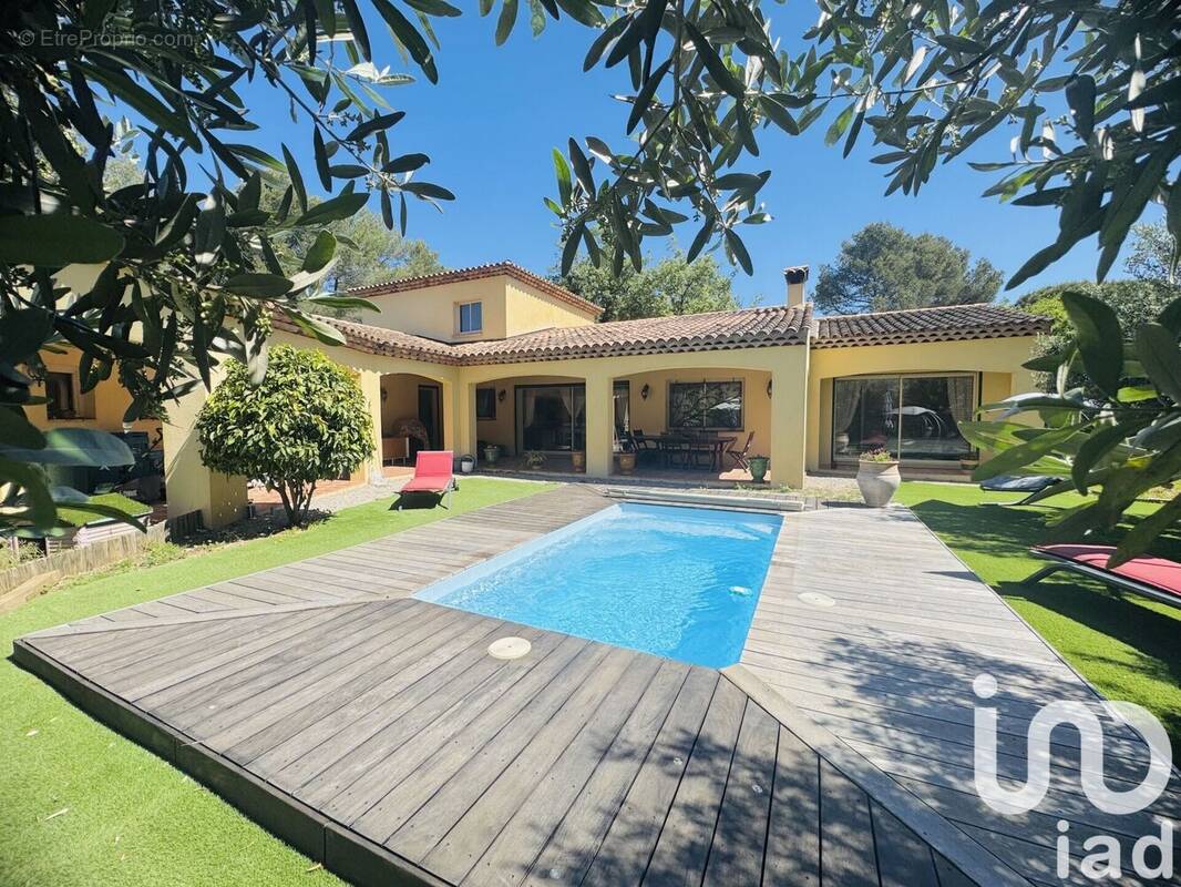 Photo 1 - Maison à LA MOTTE