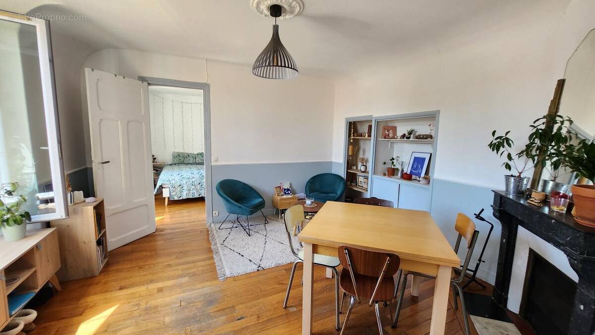 Appartement à ARPAJON
