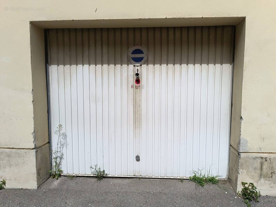Parking à NARBONNE
