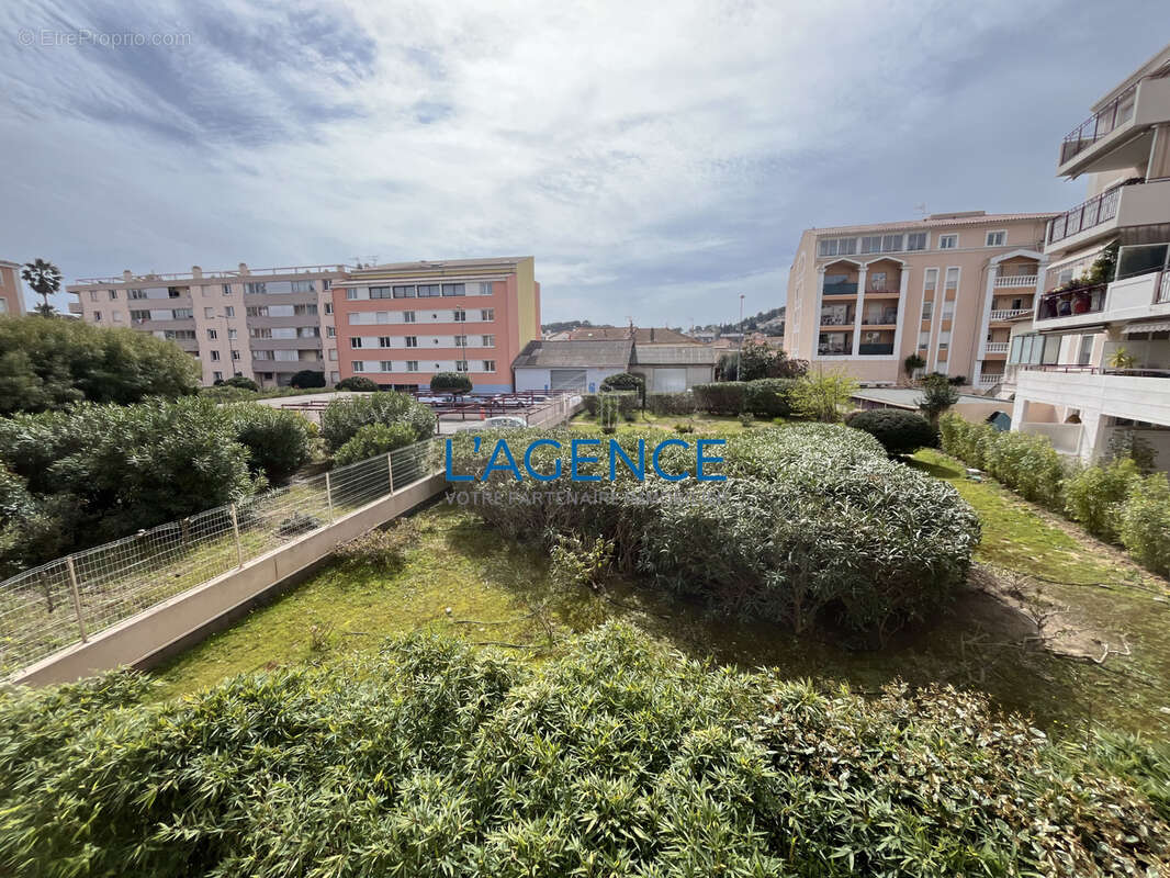 Appartement à HYERES
