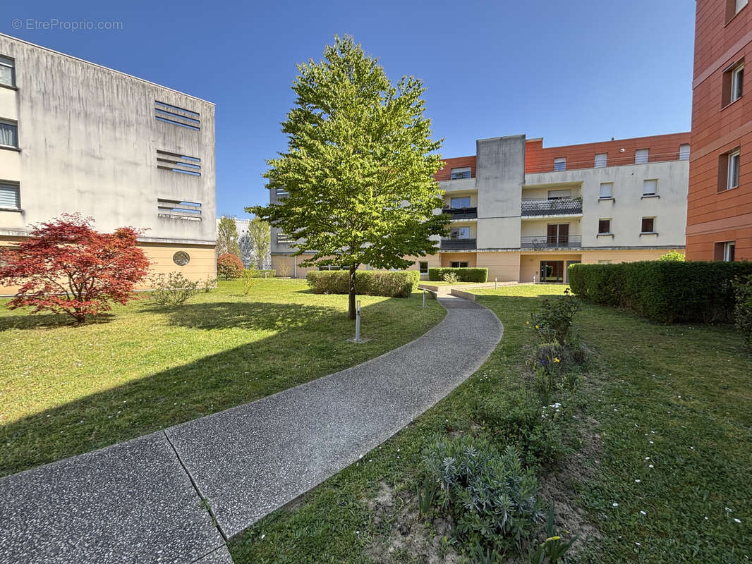 Appartement à LA RICHE