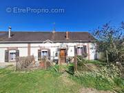 Photo 1 - Maison à SAINT-REMY-SUR-AVRE