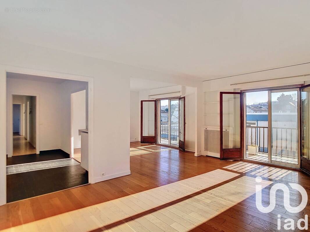 Photo 1 - Appartement à SEVRES