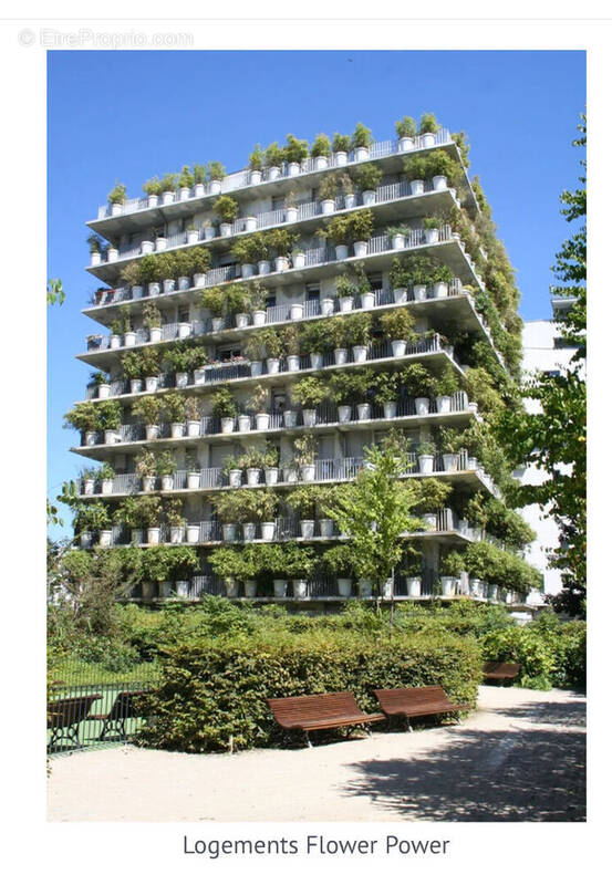 Parking à PARIS-17E