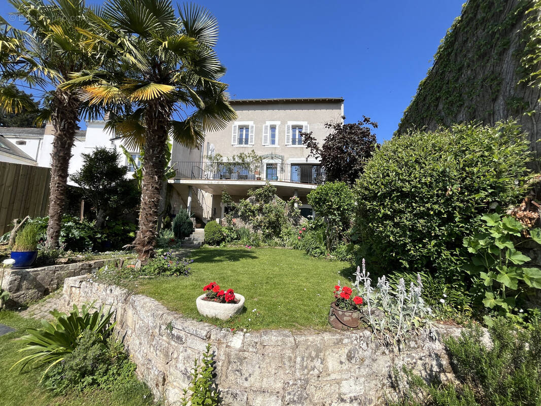 Maison à LE CELLIER