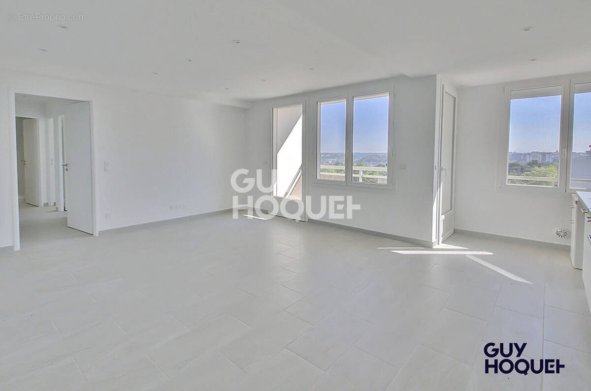 Appartement à LYON-5E