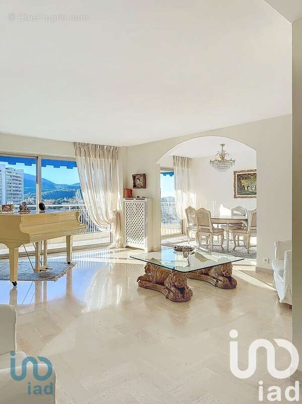 Photo 2 - Appartement à MANDELIEU-LA-NAPOULE