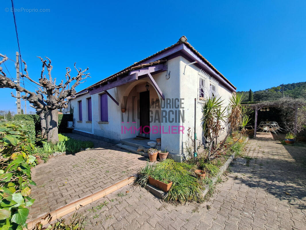 Maison à BOLLENE